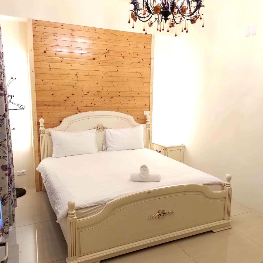 花蓮前站-艾莉小屋電梯民宿 Hualien Eksteriør bilde